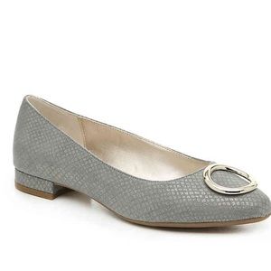 Anne Klein OHare flat |  size 7.5  | lightly worn